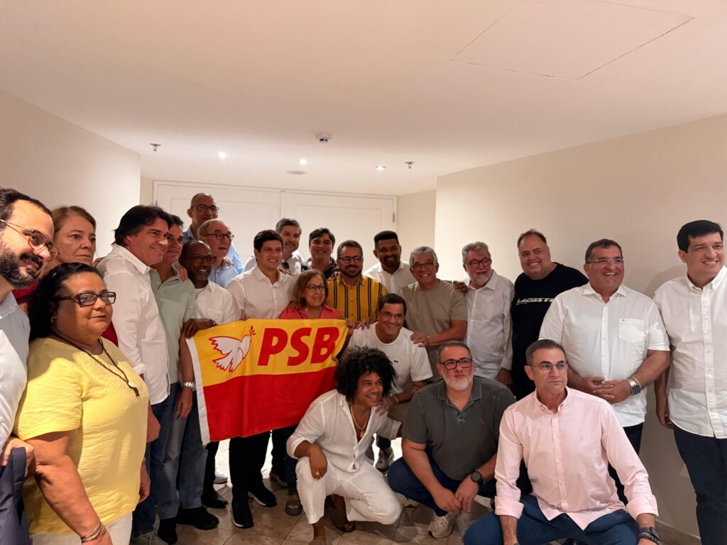 Angelo Almeida se reúne com João Campos, discutindo fortalecimento do PSB na Bahia